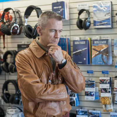 MyClip vs the Dream Pilot Magic Kneeboard: The Best Kneeboard for Your iPad or Android Tablet