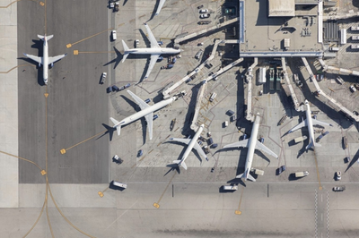 Tips for Navigating Busy Airports as a General Aviation Pilot